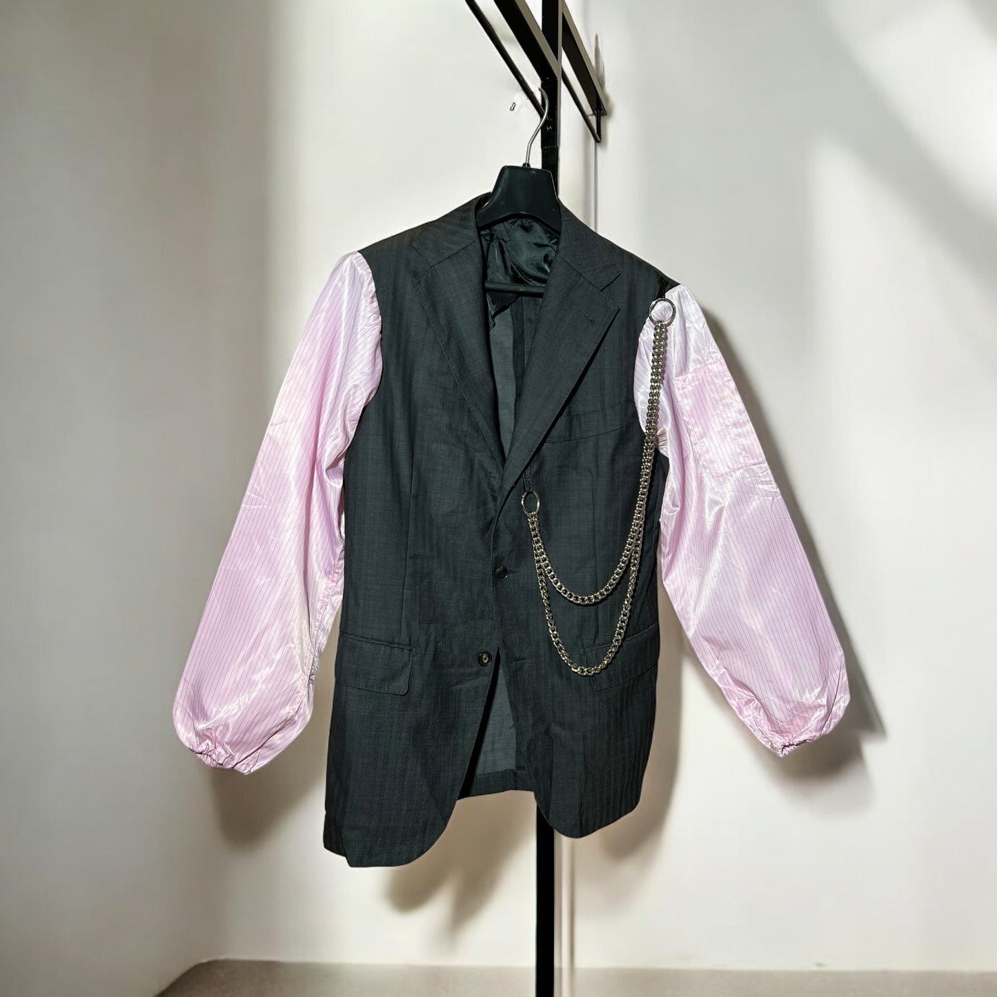 Remade Chained blazer pink sleeves